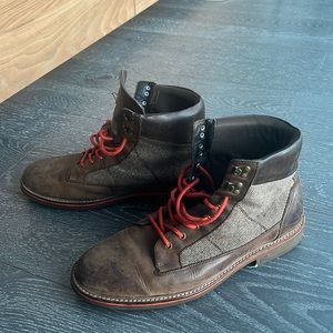 Manly fall / winter boot with great details.  From Penguin.  Size 11.5.